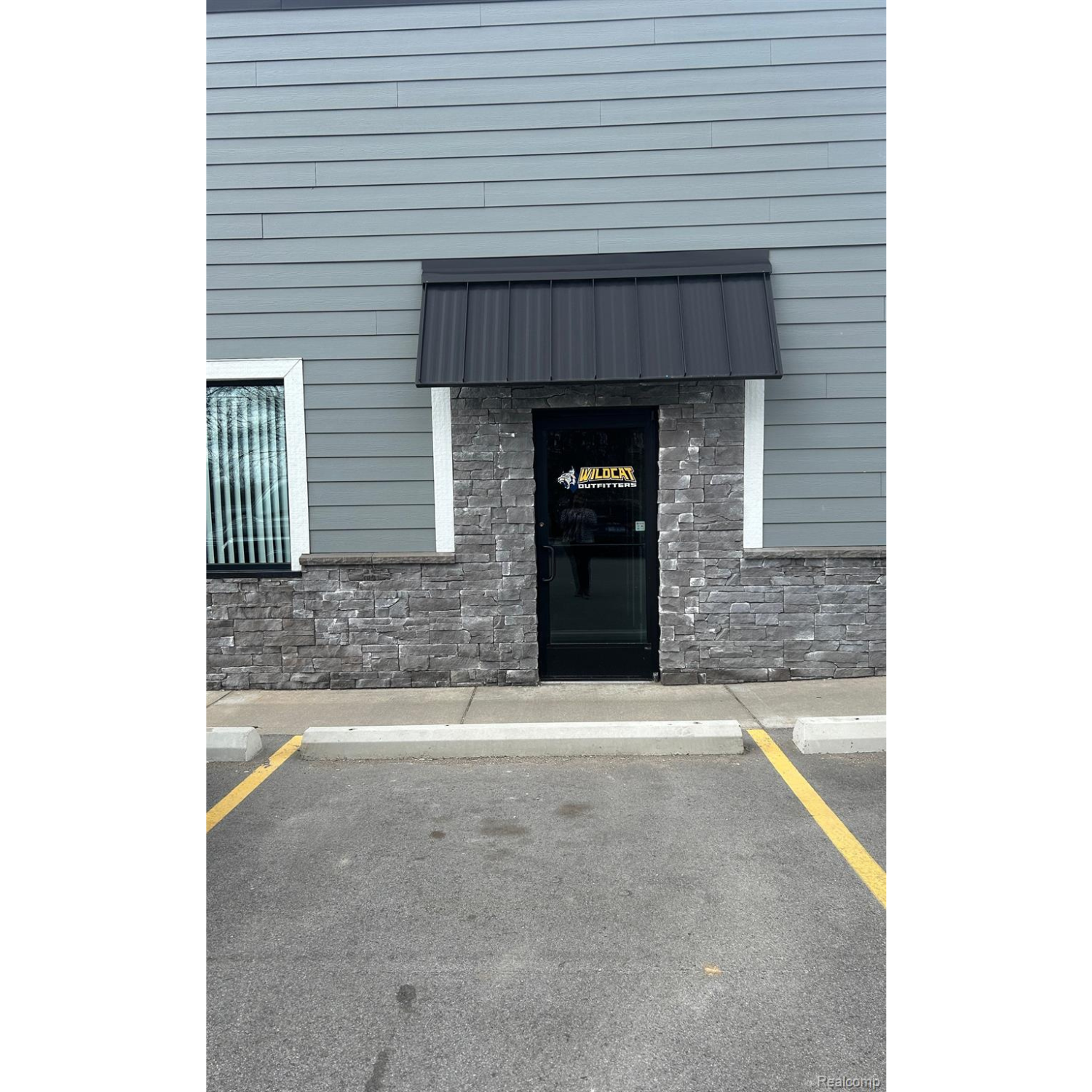 15 E. Burdick St. SQ